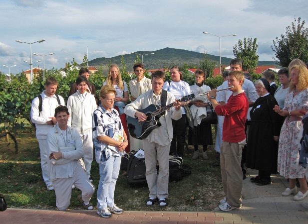 106.jpg